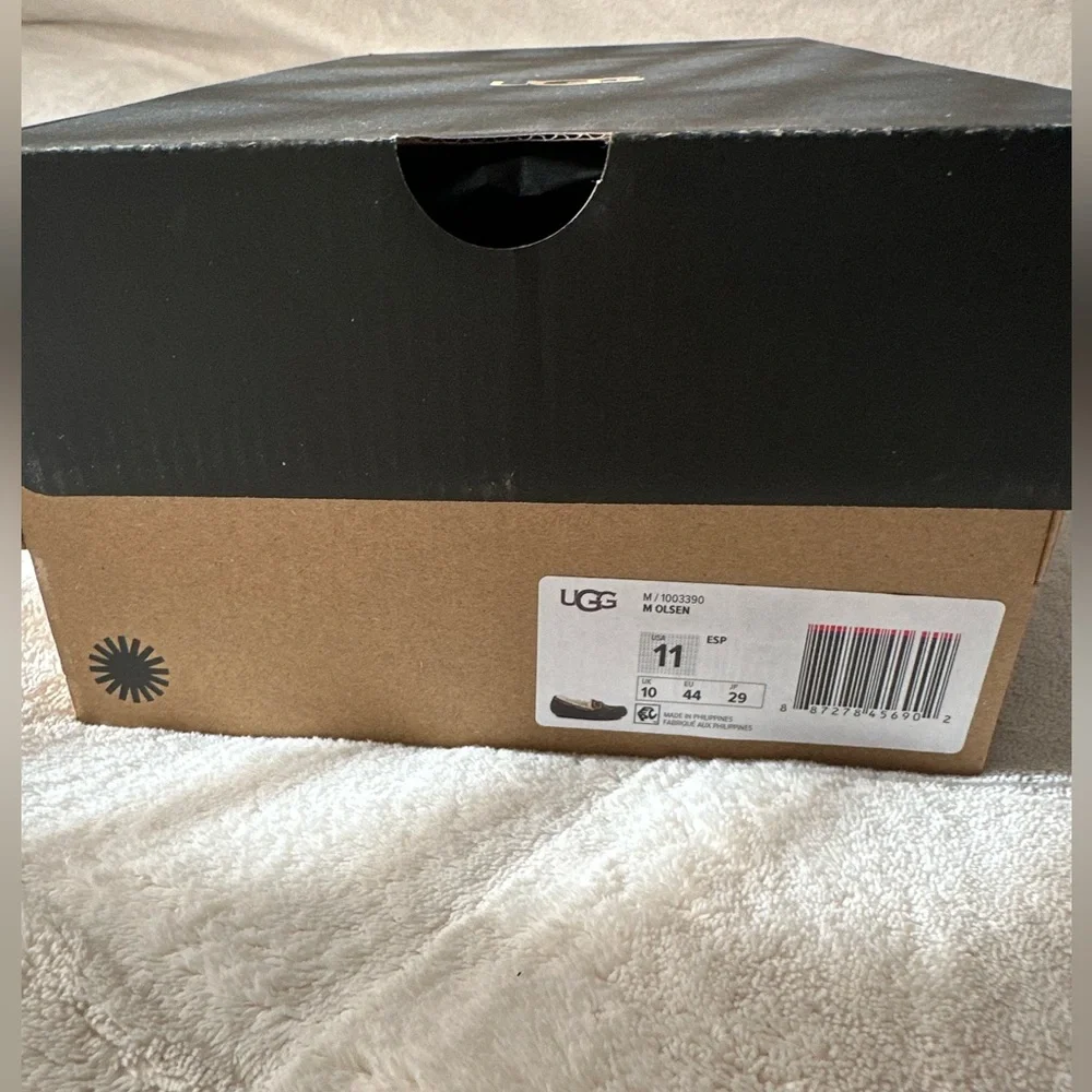 New UGG Olsen Brown Suede Moccasins with Plush Lining - Picture 6 of 8